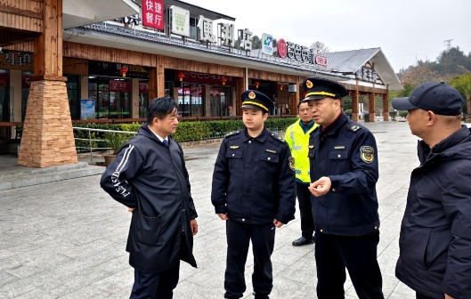 万载县市场监管局 “你点我检”服务民生   守护旅途“舌尖安全”